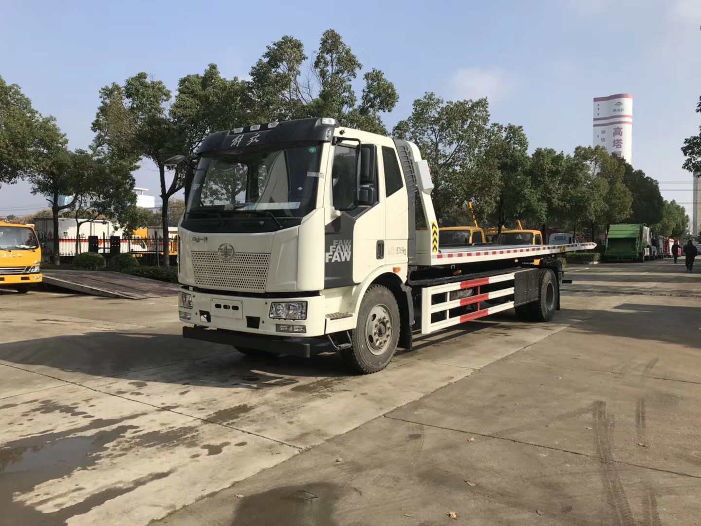 解放J6重型清障车(5800轴距)
