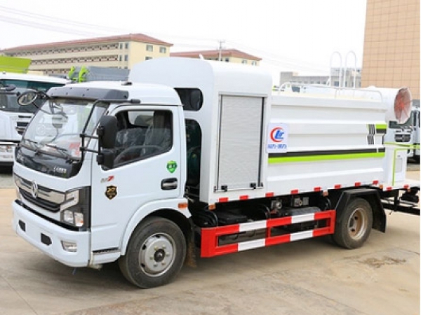 国六9方抑尘车(方罐)
