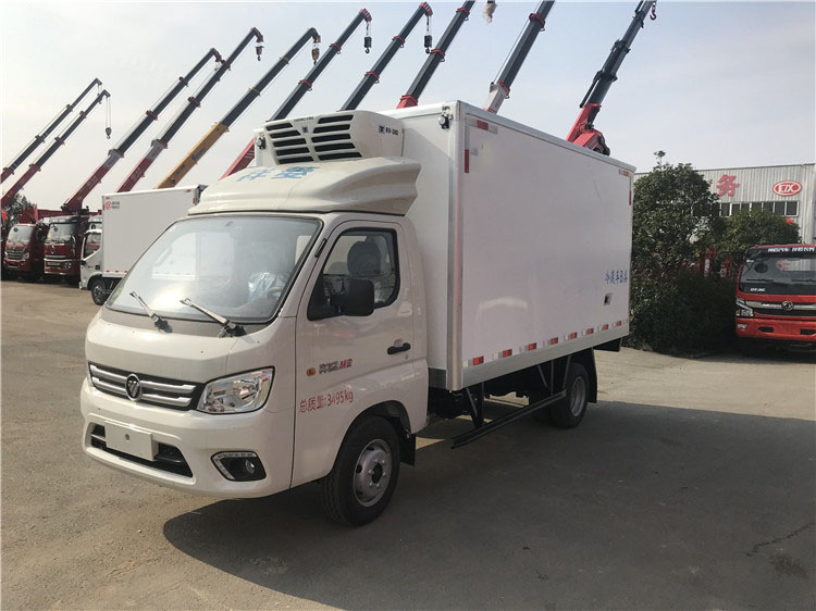 国六 福田祥菱M(3.7米冷藏车)